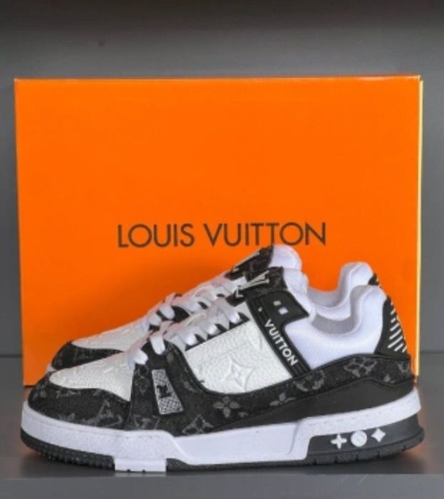 Унисекс обувки  LV
