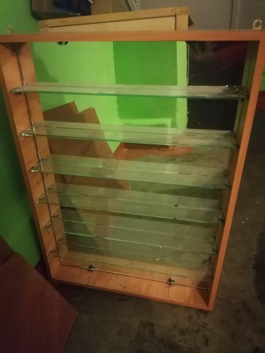 Полка/зеркало/витрина 65*89 со стеклянными полками бу