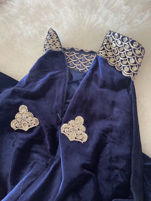 Традиционна дълга официална рокля