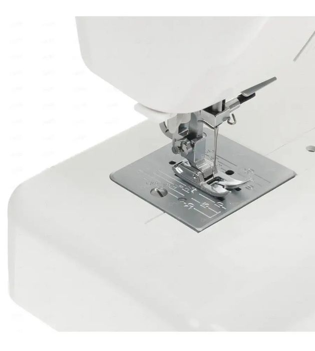 Продам швейную машинку