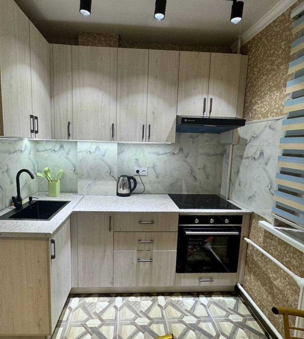 R7 Сдаётся квартира 2/2/4 на Мирзо-Улугбекском р-н Массив Ялангач