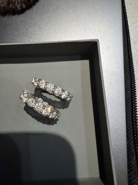 Vand cercei din aur 4ct diamante