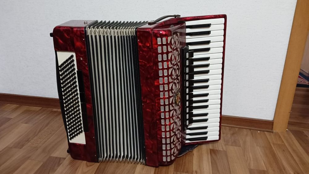 Аккордеон Royal Standard