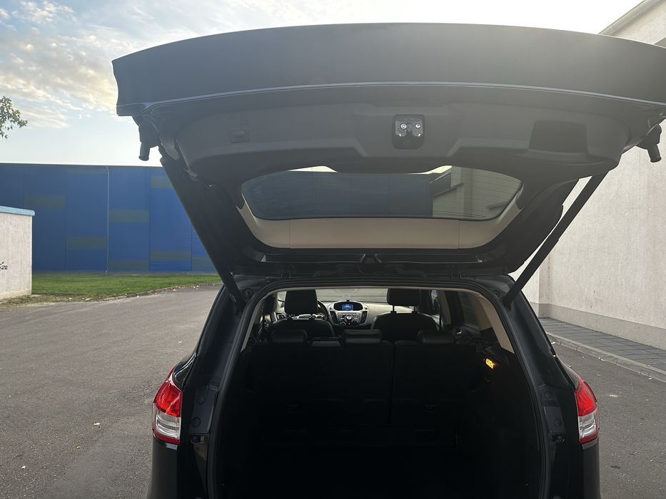 Ford kuga  2.0 TDCI 4x4 an 2014