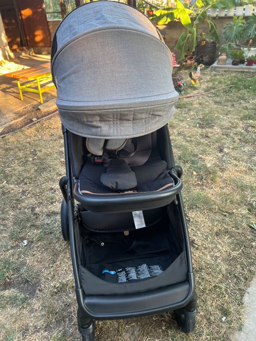 Бебешка количка с кош за новородени