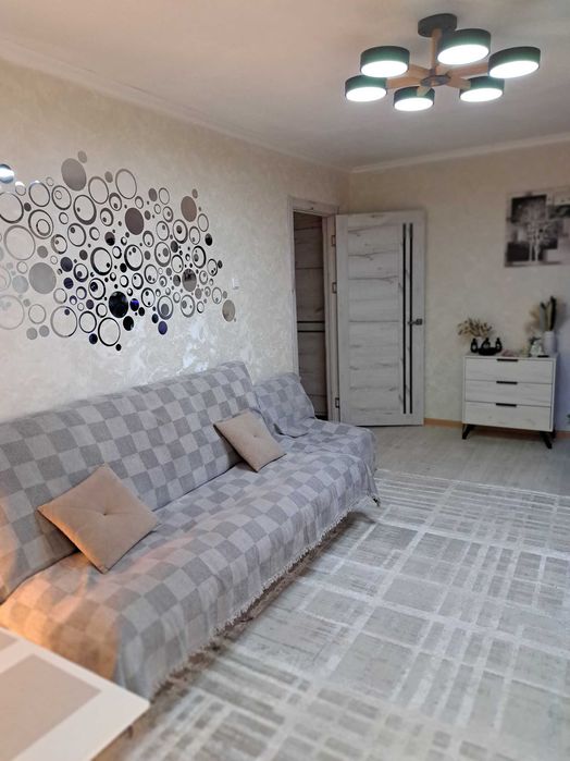 Продам 1-ком.кв. 11-25, 1 эт.