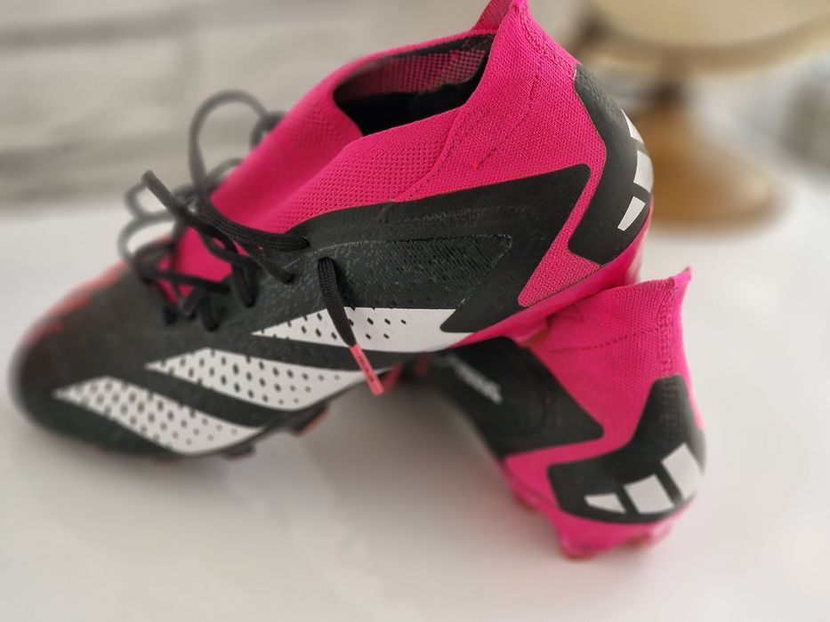 Vând/schimb ghete fotbal Adidas Predator Accuracy.3 Pro, mărimea  42,5