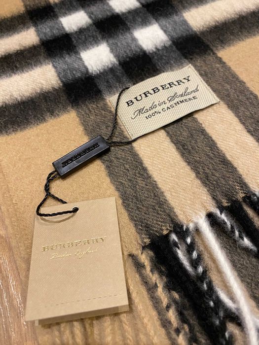 ОРИГИНАЛЕН BURBERRY Heritage Camel кашмирен шал