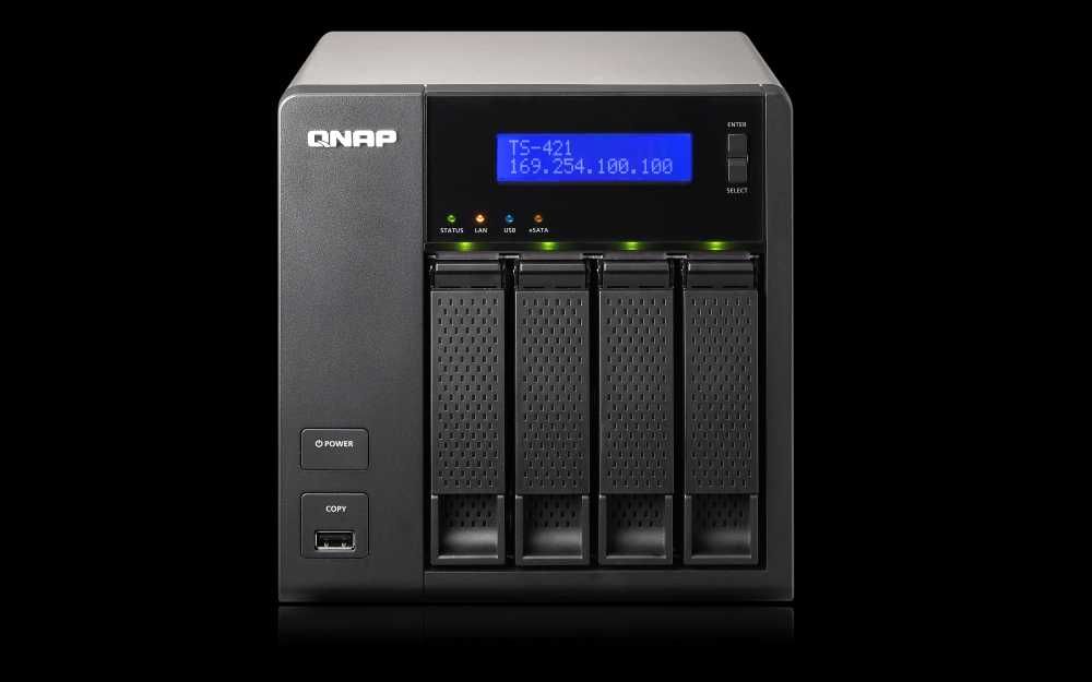 QNAP TS-421 NAS + 4 x 1TB HDD WD