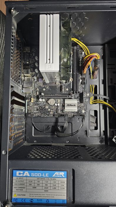 Core i3-10100f вместе c материнской платы и кулером