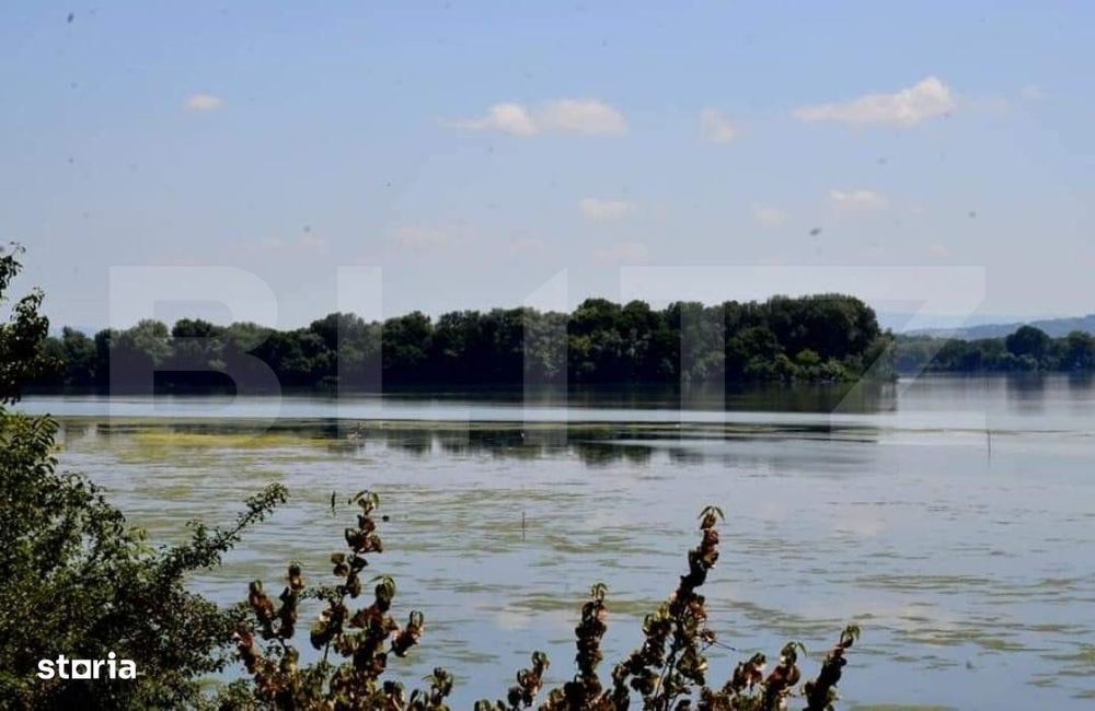Teren, 120000mp, Insula Calinovat, Moldova Noua