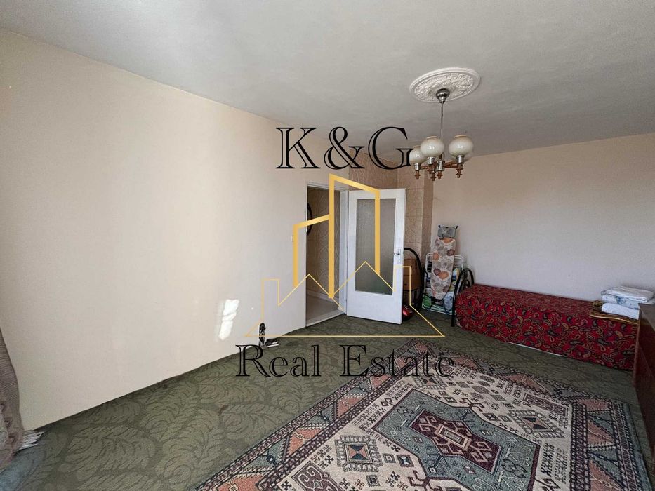 Продава се Двустаен апартамент в Разград, Орел - 64 кв.м за 1036 €/кв.м - Снимка #2