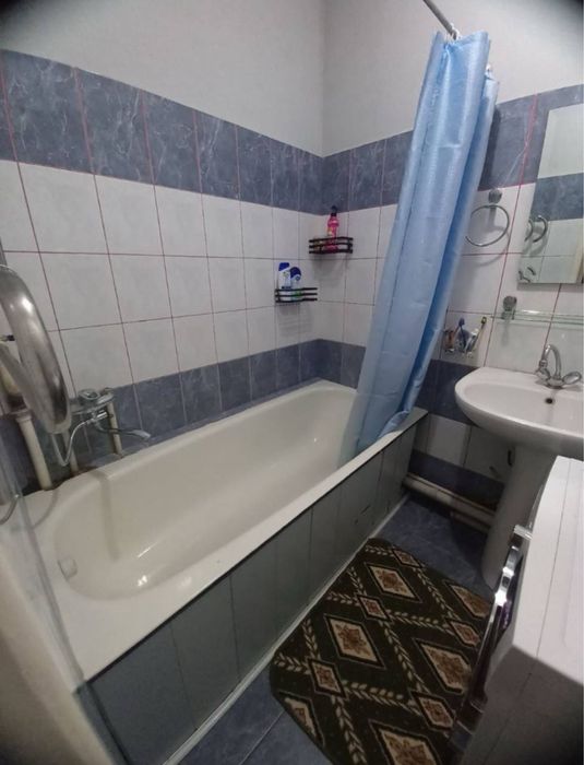 Нукусская, 3х комнатная квартира, в центре города Первая нотариальная