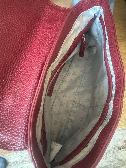 Чанта Trusardi във вишнев цвят