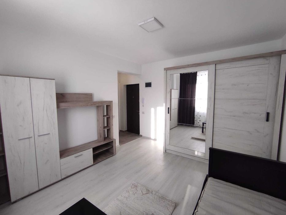 Inchiriez garsoniera Militari Residence- Str tineretului