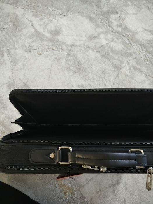 Сумки для ноутбука континент