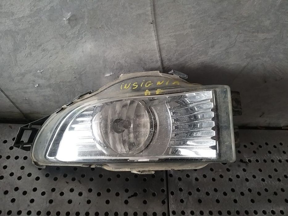 Proiector ceata dreapta opel insignia a 2009 13226829