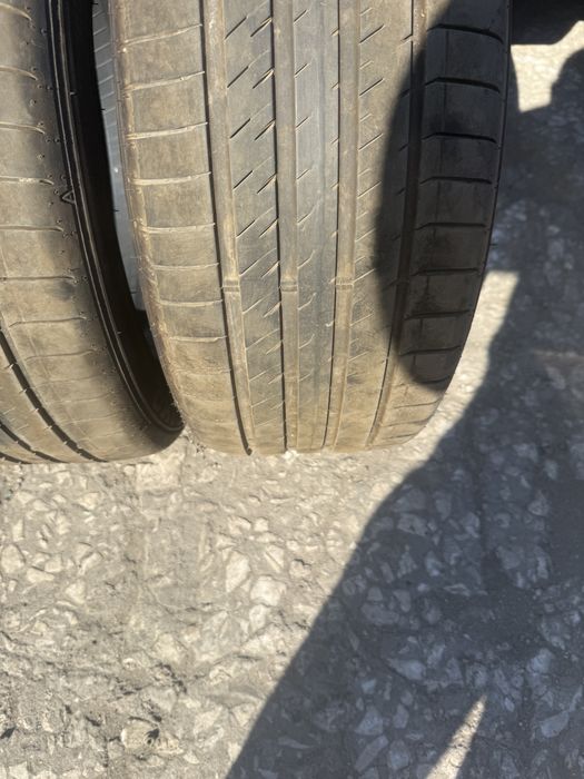 2 броя летни гуми Sumitomo 225/50 R17 Dot 2325 ном 907