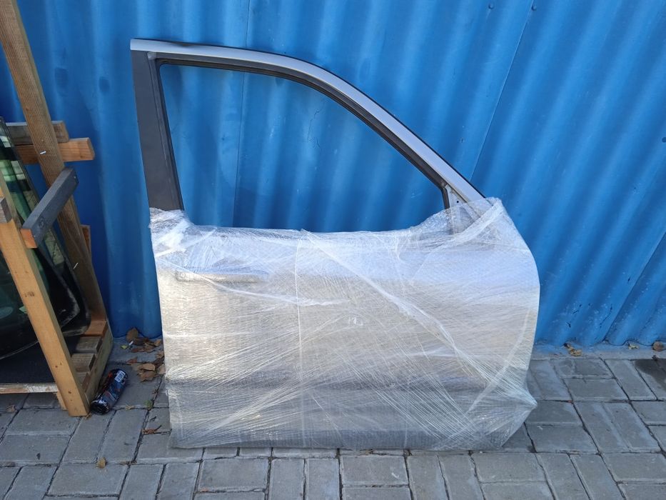 Honda CRV СРВ дверь