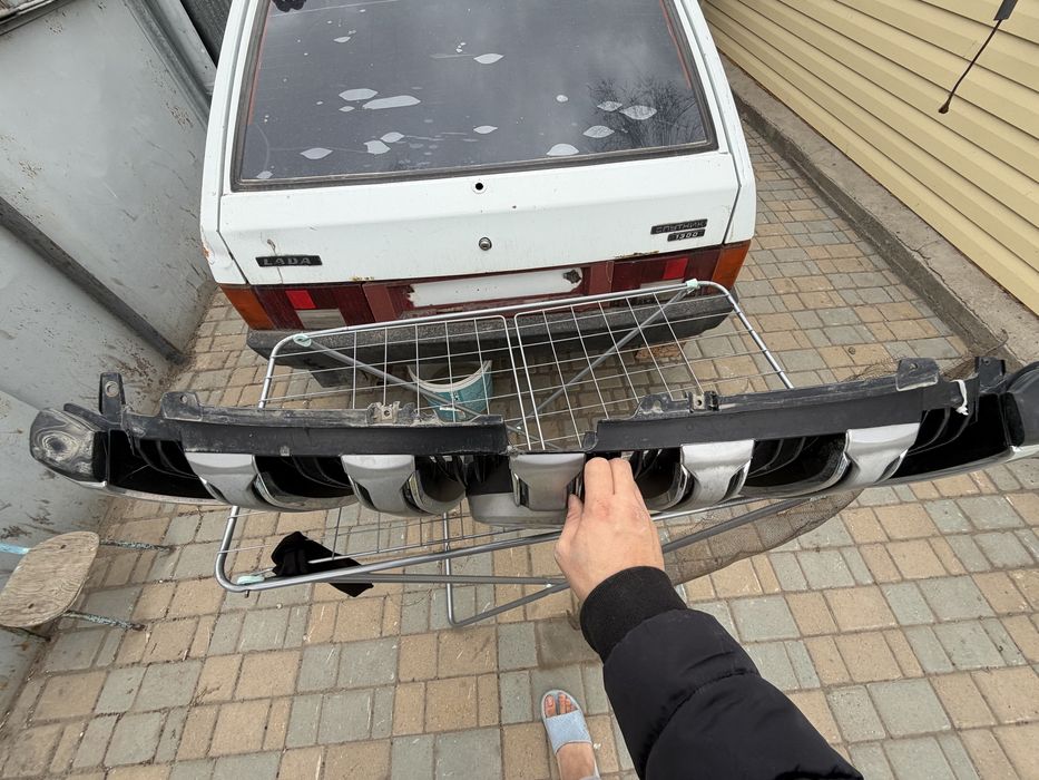 Продам решетку прадо 150 рестайл