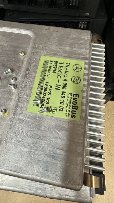 Cutie viteze Mercedes w129