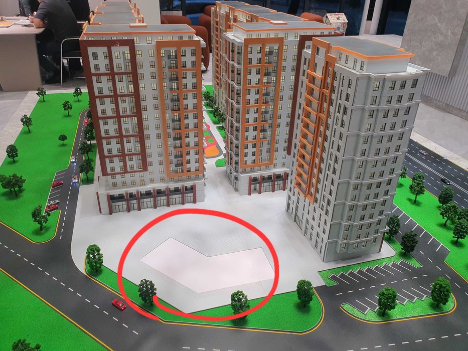 14 сот. возле метро Алмазар