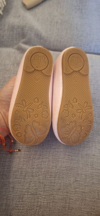 Рокли мама и дете на тема Мини маус. Обувки Мини маус