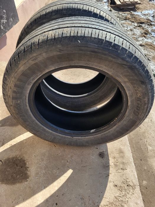 Шина 215/65 R16