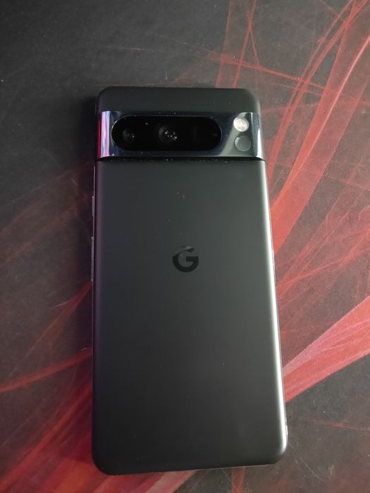 Google Pixel 8 Pro