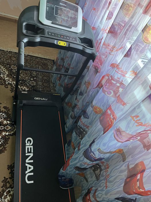 Бегавая дорожка Genau