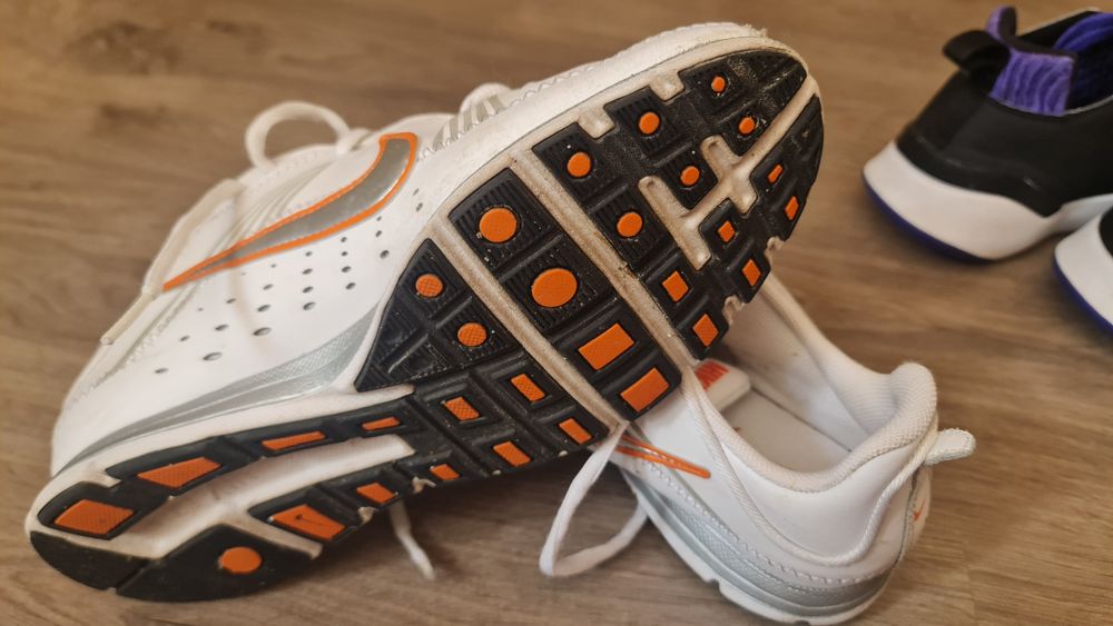 Маратонки Nike и Vans 38-40 номер