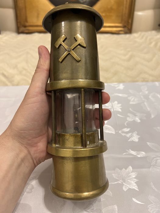 Lampa mner realizata don bronz