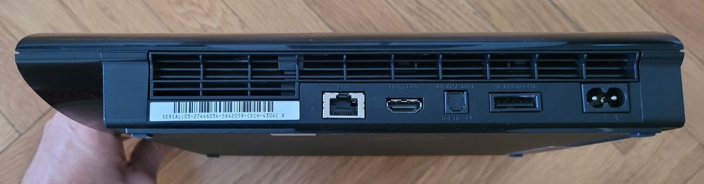 Sony PS3 super slim modat HEN