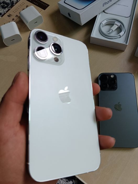 Iphone XR iphone 14pro корпусында