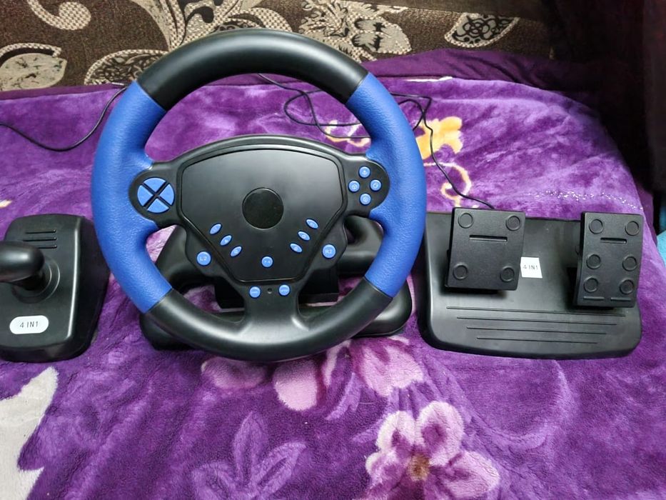 Игровой руль для плейстейшена