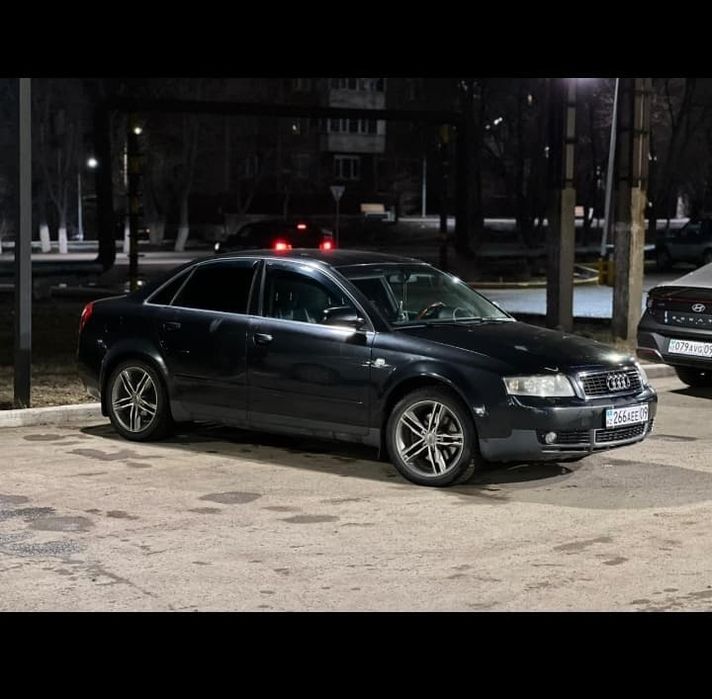 Машина Audi A4 механика