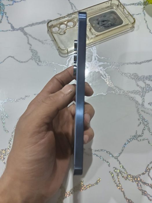 Продам срочно телефон как новый