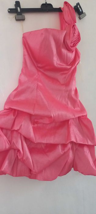 Официални бални рокли