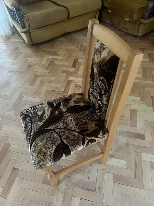 Столове ( неизползвани ) 15 броя