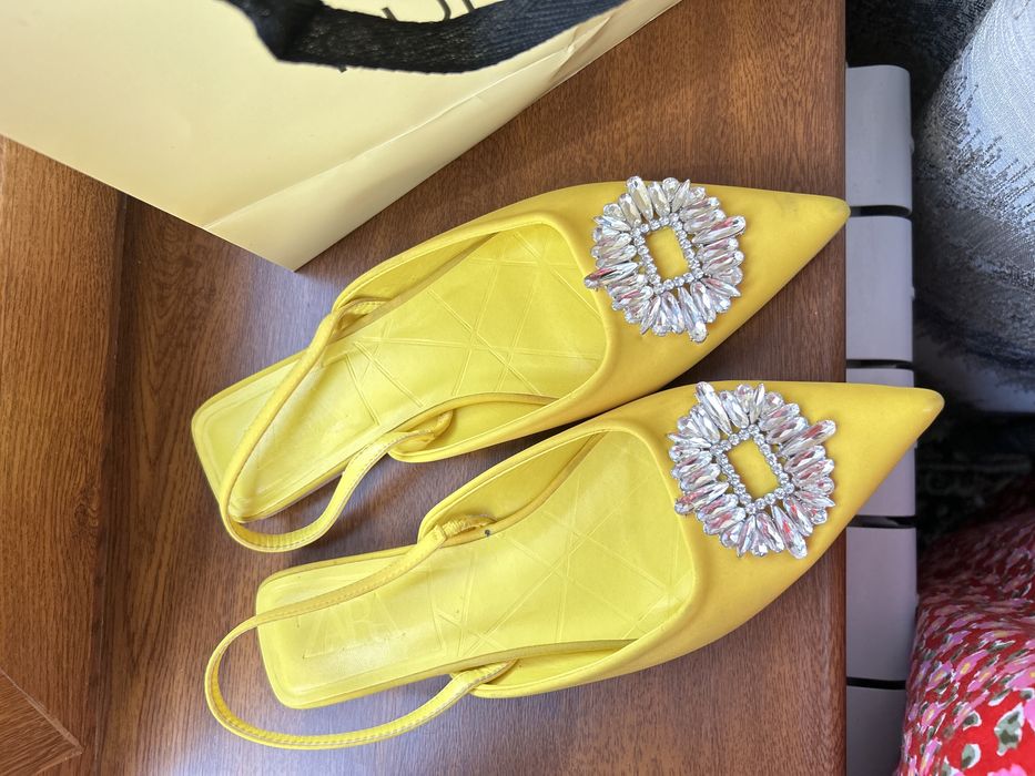 Обувь в отличном состоянии! Зара