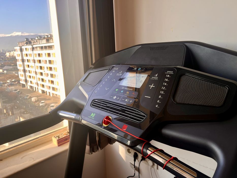 Професионална фитнес пътека за бягане