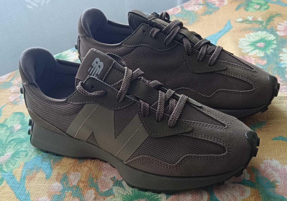 Маратонки NEW BALANCE 327 и работни обувки с метални бомбета. Нови.