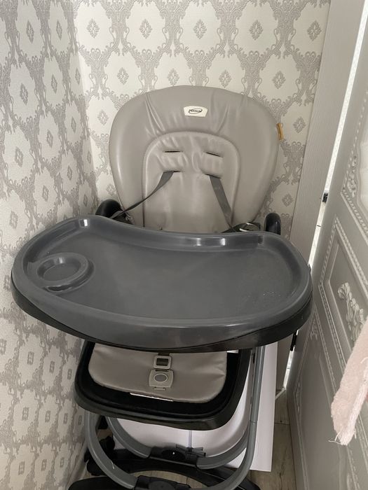 Столик для кормления