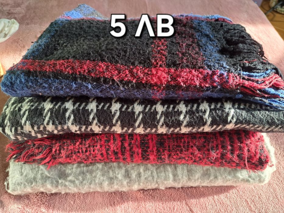 Зимен вълнен ръчно плетен комплект плетена зелена шапка, шал, ръкавици