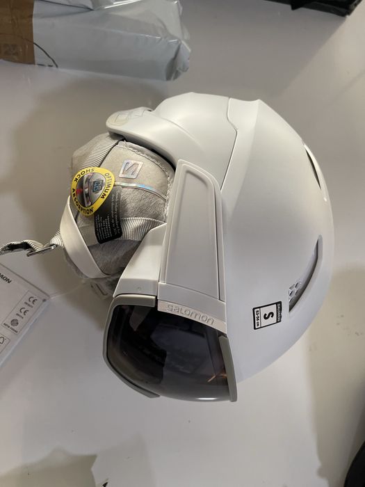 Cască de Schi Mirage Spentru Femei ,53-56cm,Mai multe Căști in Privat