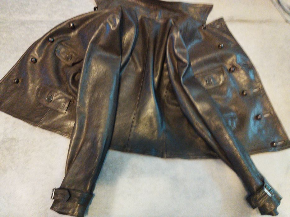 Geacă piele damă,maro, elegantă și practică, bună pentru sezonul de pr