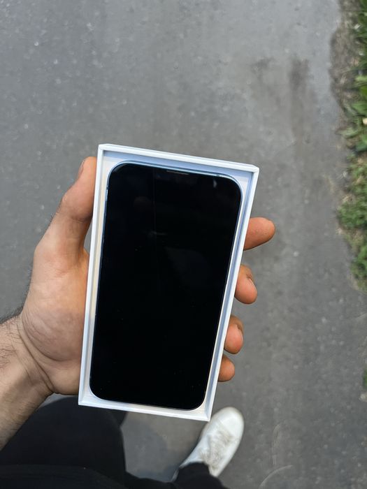 iPhone 13  128ГБ ИДЕАЛ
