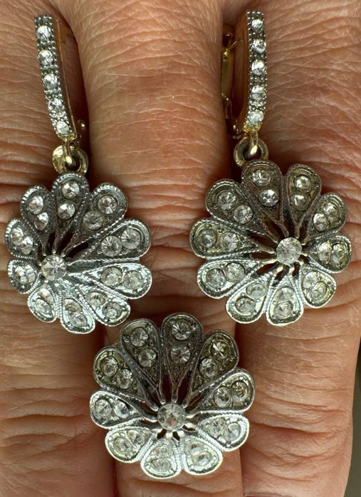 Комплекты из серебра