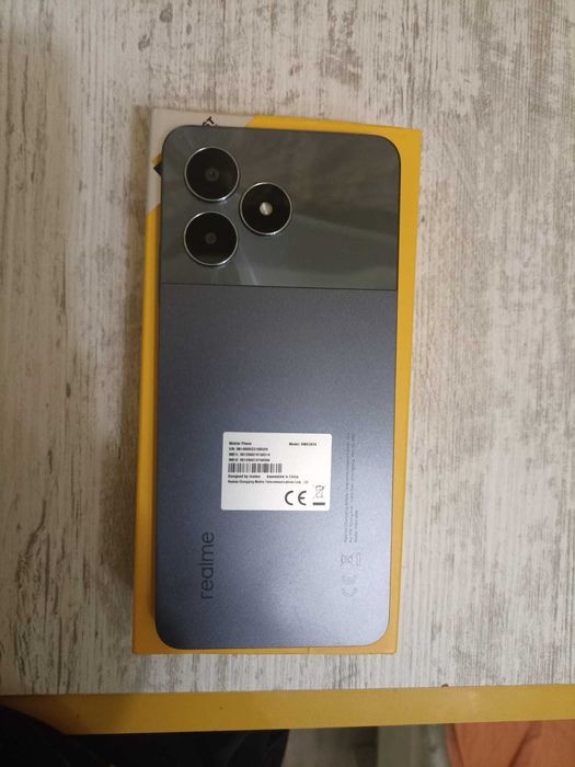 Продавам смартфон realme note 50