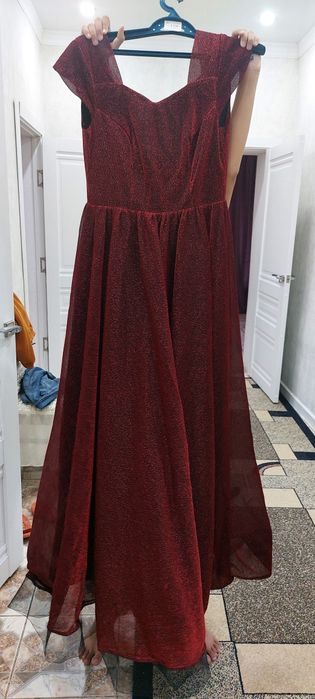 Продам платье ручной работы